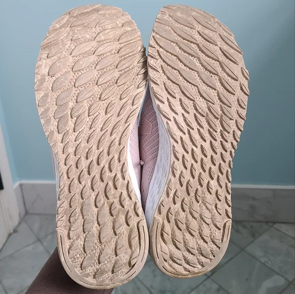 New Balance Fresh Foam Arishi Running Shoe Sneakers Pink 9.5 - Picture 8 of 9